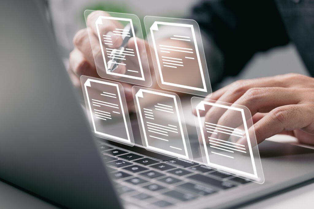 Canibalização de palavras-chave representada por páginas digitais concorrendo dentro de uma estratégia de SEO.